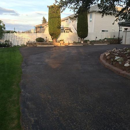 Cedar Heights B&B Cranbrook Esterno foto